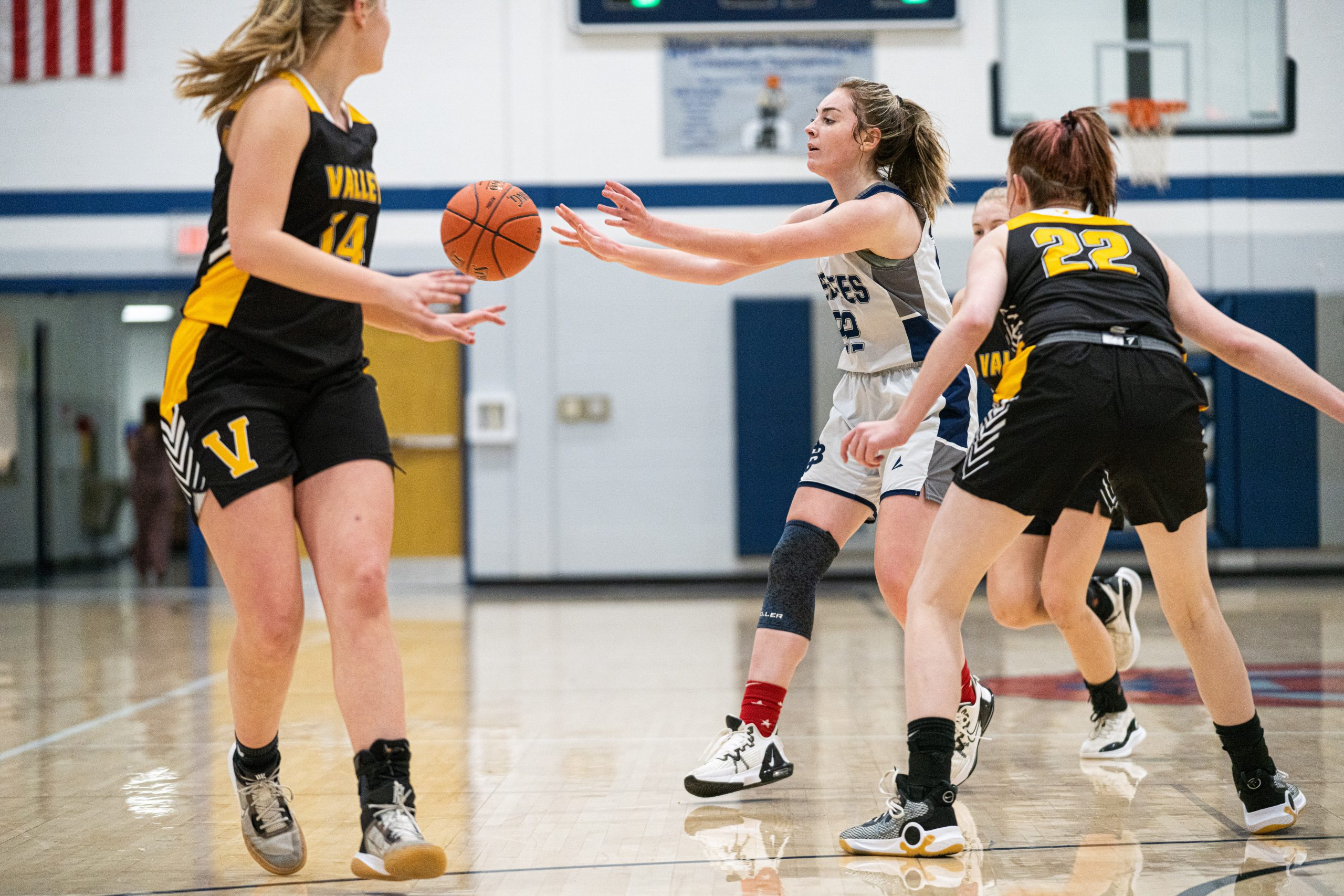 Raylee Hennen, defense lead Clay-Battelle past Valley Wetzel